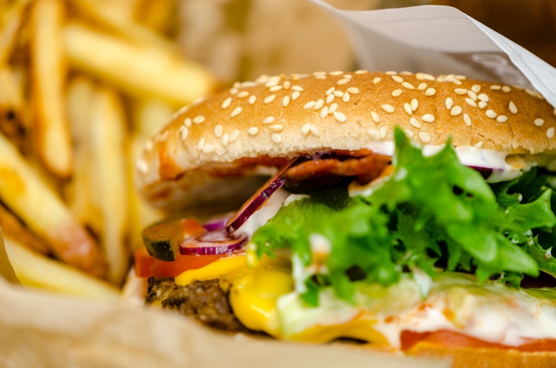 Saftiger Burger als Liebesbeweis